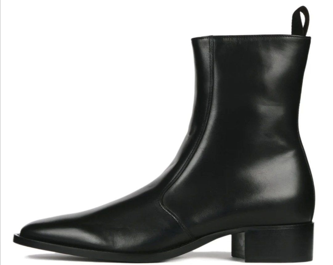 Noir Élan™ — Signature Chelsea Boot