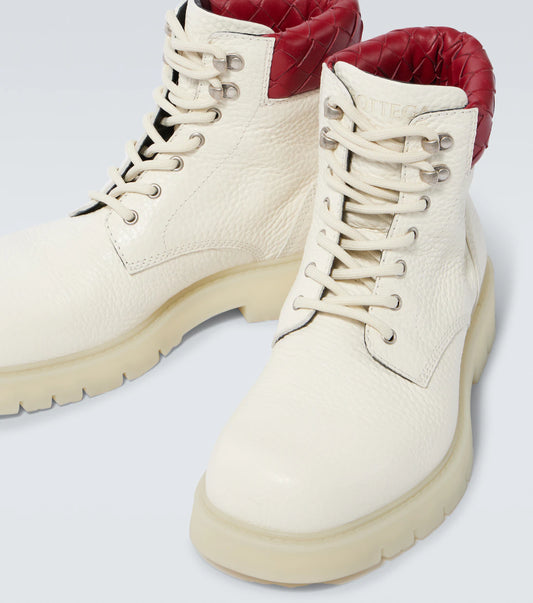 Lusso | FINO Crimson Crest Glacier Trail Boots